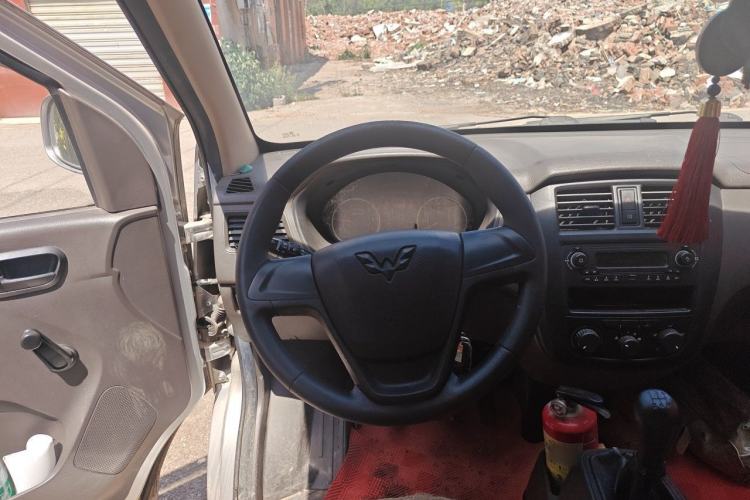 Used Wuling Rongguang 2014 1.2L S Base Model Steering Wheel