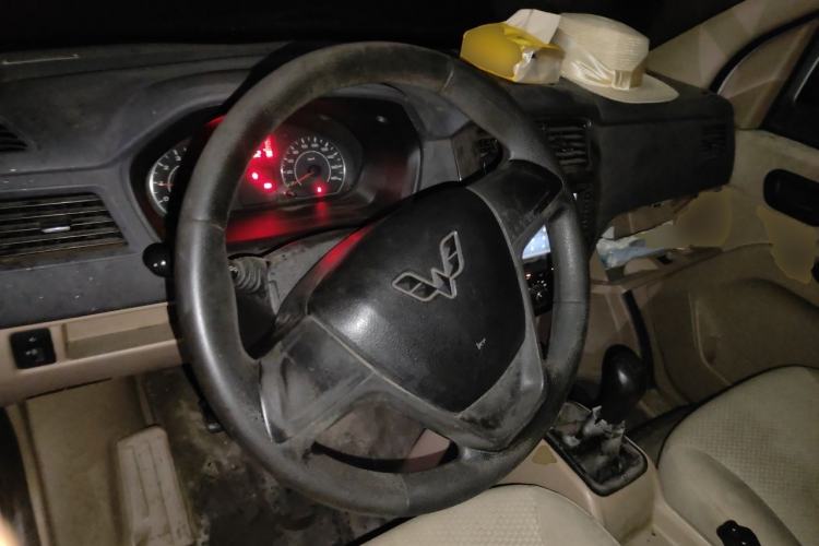 Used Wuling Rongguang 2014 1.2L S Standard Model Steering Wheel
