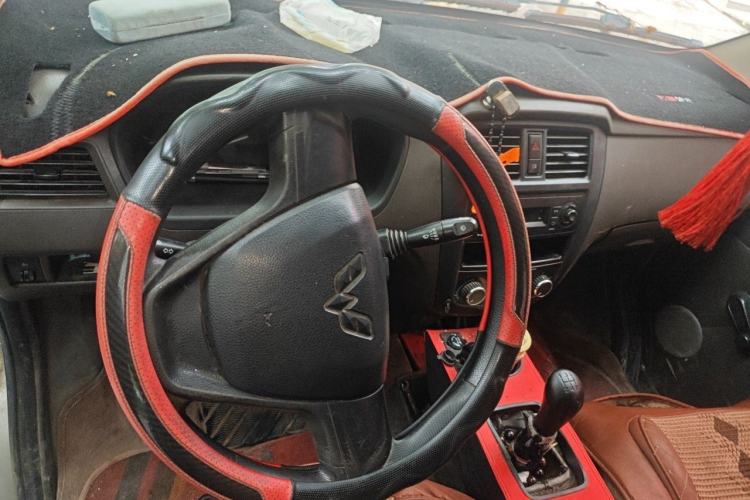 Used Wuling Rongguang 2014 1.2L S Base Model Steering Wheel