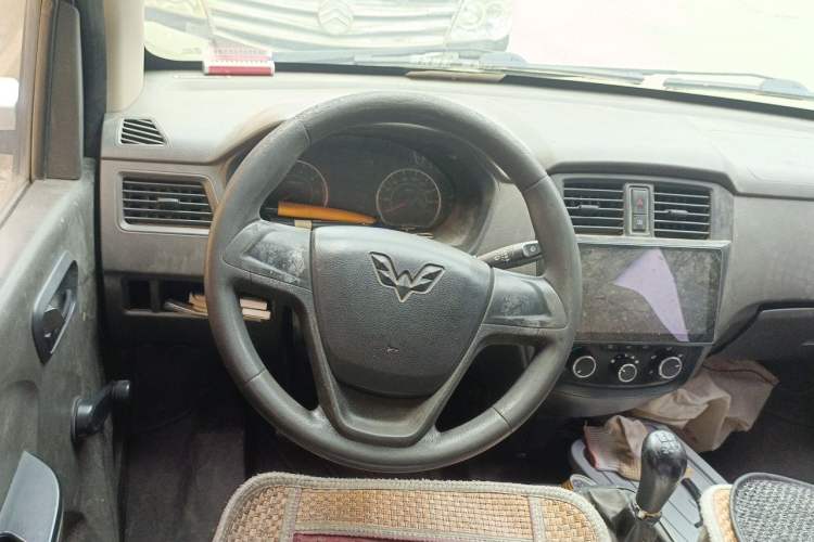 Used Wuling Rongguang 2014 1.2L S Base Model Steering Wheel