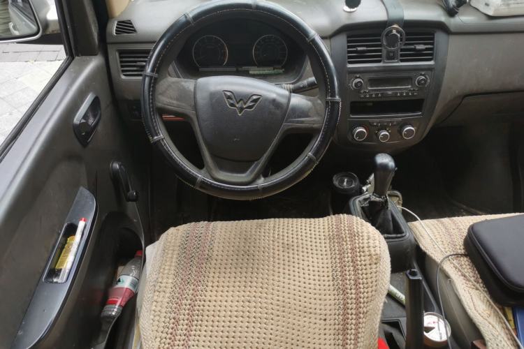 Used Wuling Rongguang 2014 1.2L S Base Model Steering Wheel
