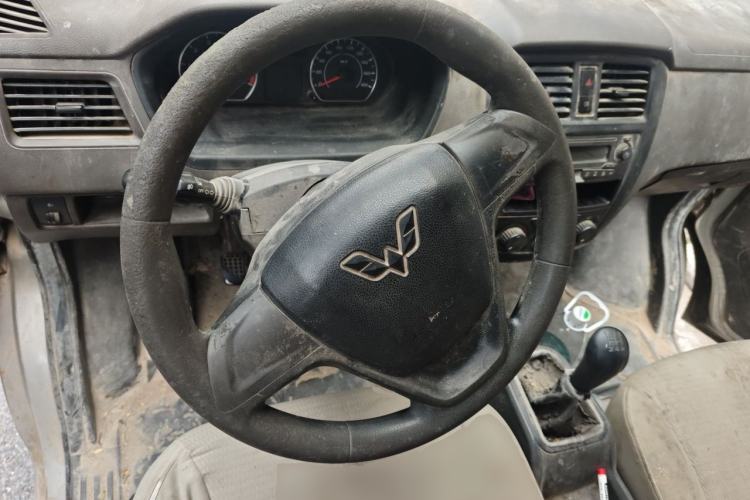 Used Wuling Rongguang 2014 1.2L S Base Model Steering Wheel