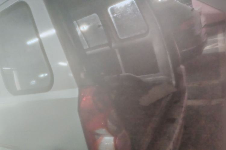 Used Wuling Rongguang 2014 1.2L S Base Model Trunk