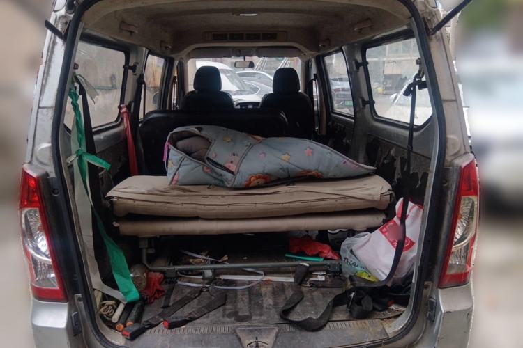 Used Wuling Rongguang 2014 1.2L S Base Model Trunk