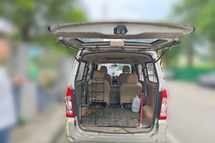 Used Wuling Rongguang 2014 1.2L S Standard Model Trunk