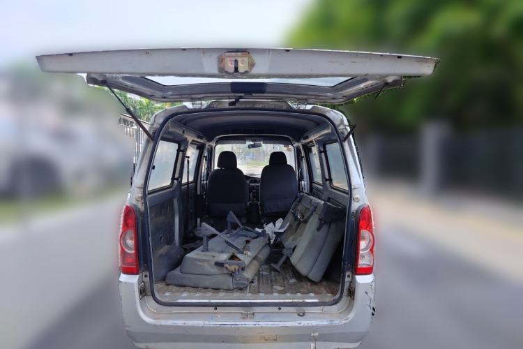 Used Wuling Rongguang 2014 1.2L S Base Model Trunk