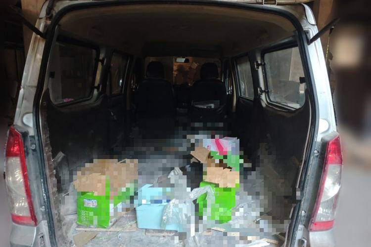Used Wuling Rongguang 2014 1.5L S Base Version Trunk