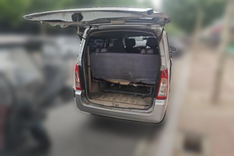 Used Wuling Rongguang 2014 1.5L S Standard Version Trunk