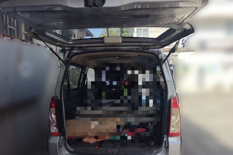 Used Wuling Rongguang 2014 1.2L S Base Model Trunk
