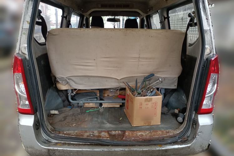 Used Wuling Rongguang 2014 1.2L S Base Model Trunk