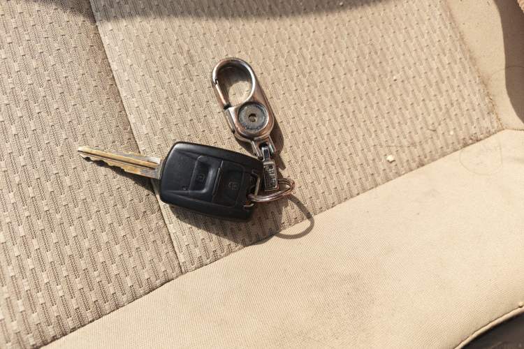 Used Wuling Rongguang 2014 1.5L S Standard Version Vehicle Key