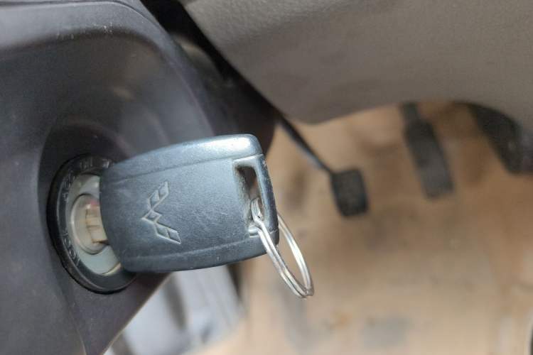 Used Wuling Rongguang 2014 1.2L S Base Model Vehicle Key