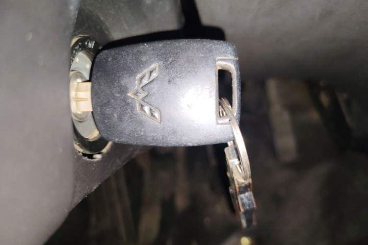 Used Wuling Rongguang 2014 1.2L S Base Model Vehicle Key