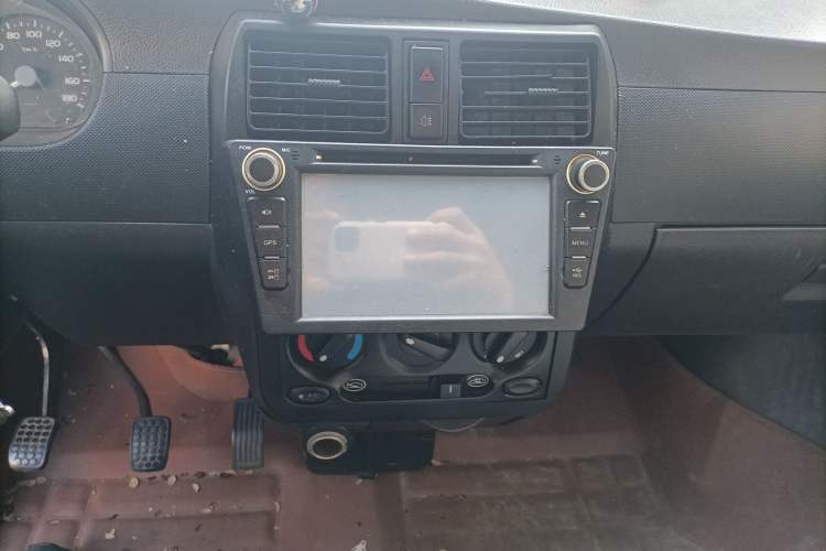 Used Wuling Rongguang 2014 1.5L S Base Version Audio And AC Panel