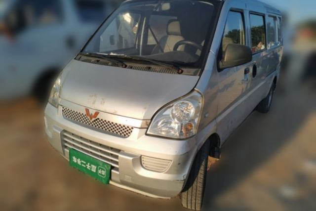 Wuling Rongguang 2014 1.5L S Base Version usata