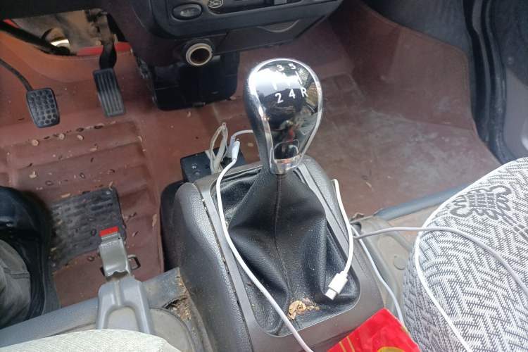 Used Wuling Rongguang 2014 1.5L S Base Version Gear Lever