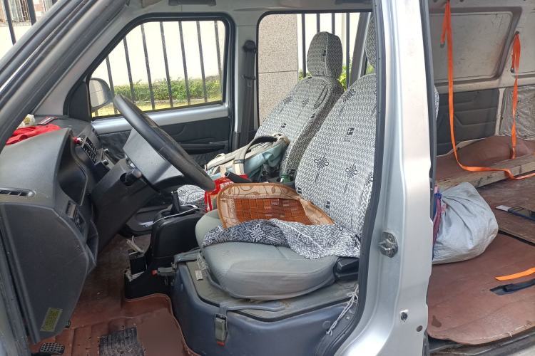 Used Wuling Rongguang 2014 1.5L S Base Version Left Front Seat