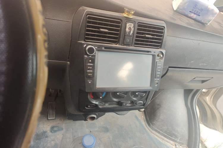 Used Wuling Rongguang 2014 1.2L S Standard Model Audio And AC Panel