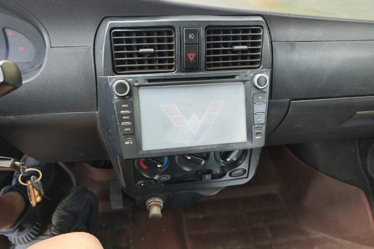 Used Wuling Rongguang 2014 1.5L S Base Version Audio And AC Panel