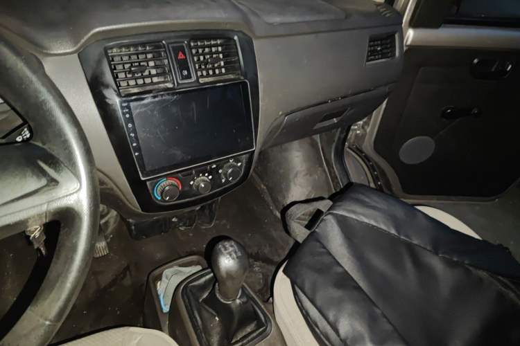 Used Wuling Rongguang 2014 1.2L S Base Model Audio And AC Panel