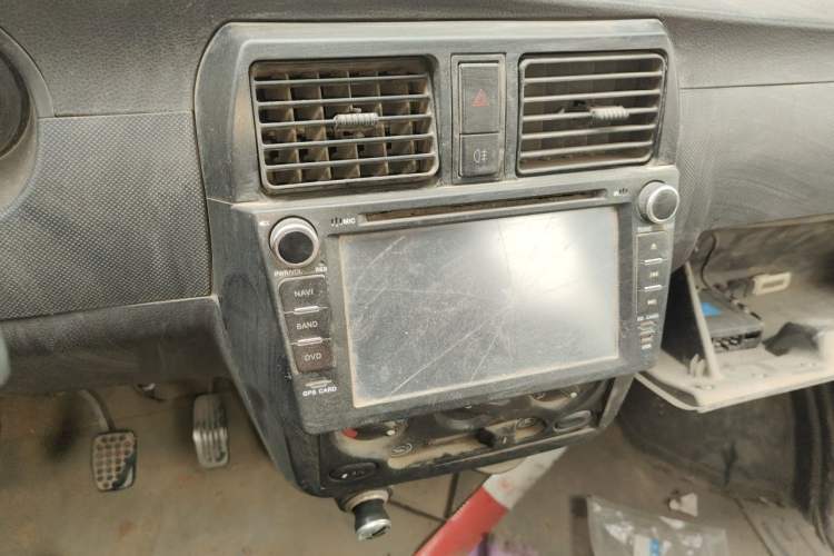 Used Wuling Rongguang 2014 1.2L S Standard Model Audio And AC Panel