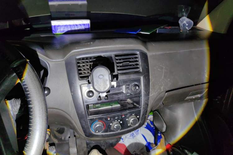 Used Wuling Rongguang 2014 1.5L S Base Version Audio And AC Panel