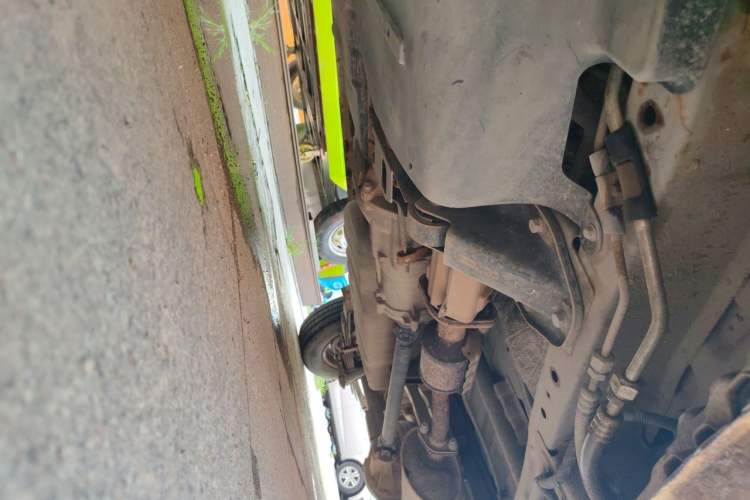 Used Wuling Rongguang 2014 1.2L S Standard Model Chassis Front Left