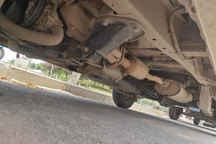 Used Wuling Rongguang 2014 1.2L S Base Model Chassis Front Left