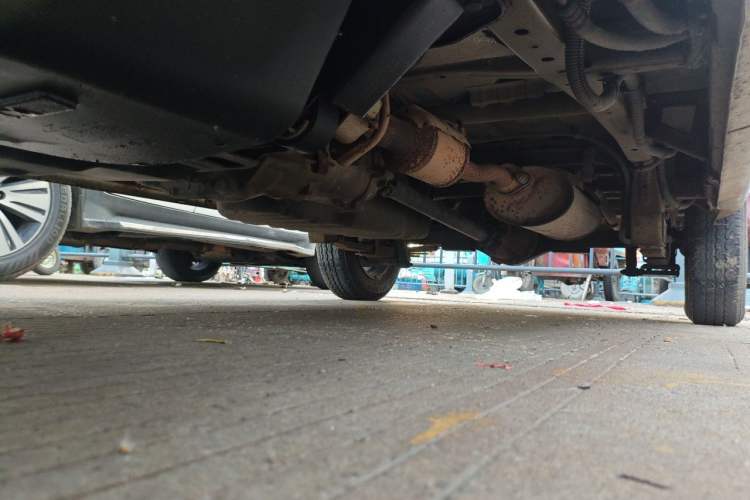 Used Wuling Rongguang 2014 1.2L S Standard Model Chassis Front Left