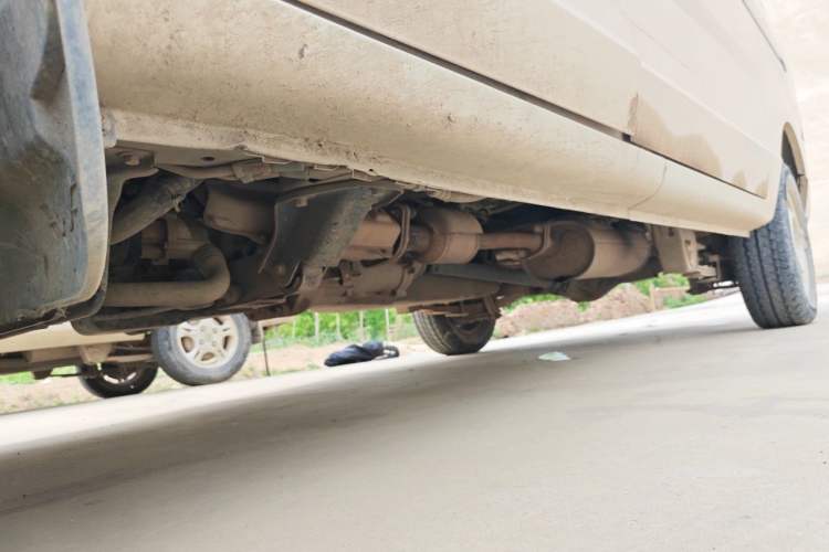 Used Wuling Rongguang 2014 1.2L S Base Model Chassis Front Left