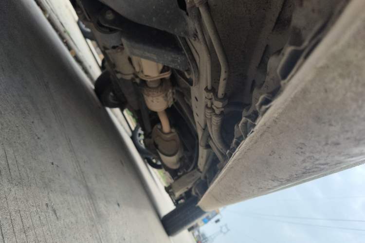 Used Wuling Rongguang 2014 1.2L S Standard Model Chassis Front Left