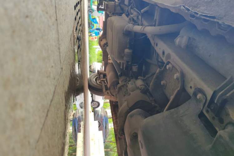 Used Wuling Rongguang 2014 1.2L S Standard Model Chassis Front Right
