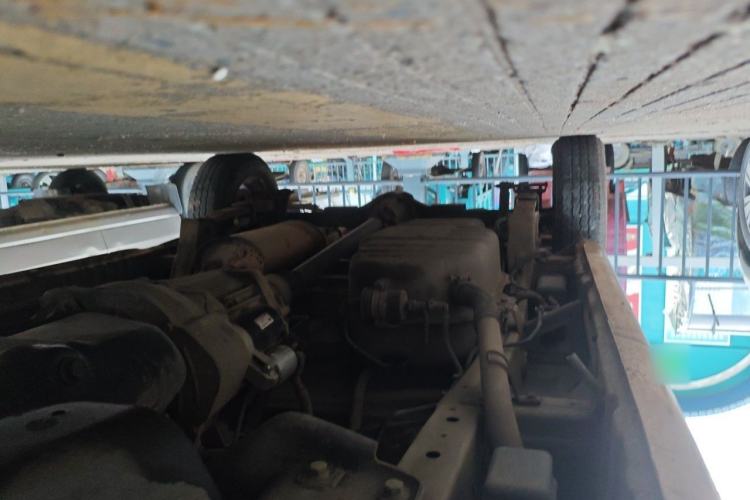 Used Wuling Rongguang 2014 1.2L S Standard Model Chassis Front Right