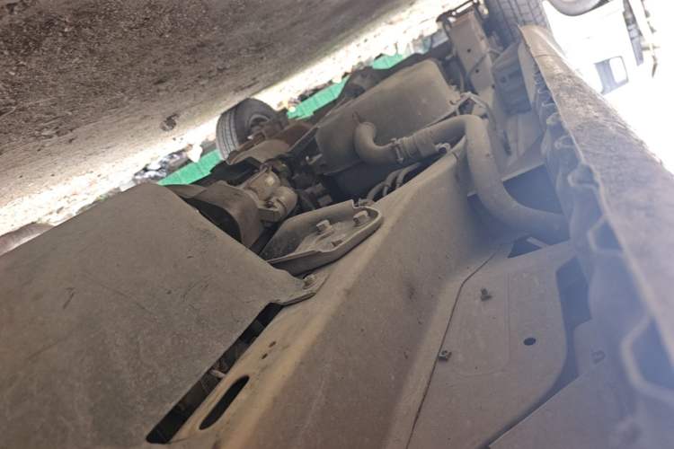 Used Wuling Rongguang 2014 1.2L S Base Model Chassis Front Right
