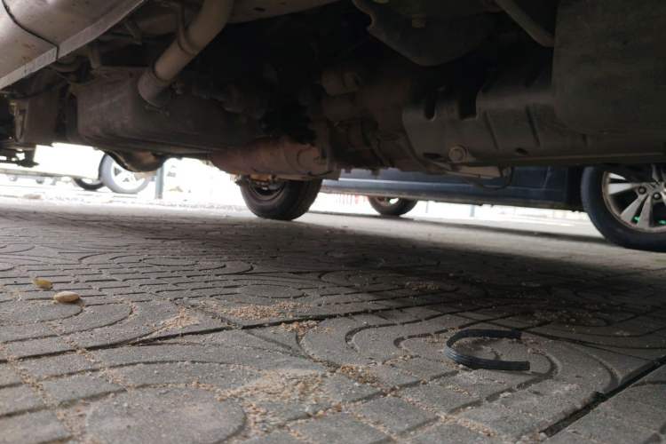 Used Wuling Rongguang 2014 1.5L S Standard Version Chassis Front Right