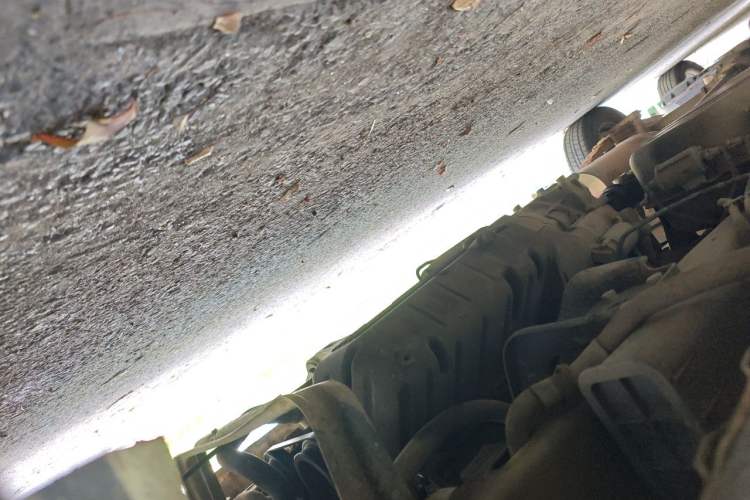 Used Wuling Rongguang 2014 1.5L S Base Version Chassis Front Right