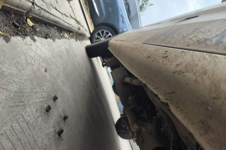 Used Wuling Rongguang 2014 1.2L S Standard Model Chassis Front Right