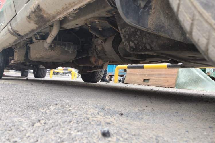 Used Wuling Rongguang 2014 1.2L S Base Model Chassis Front Right