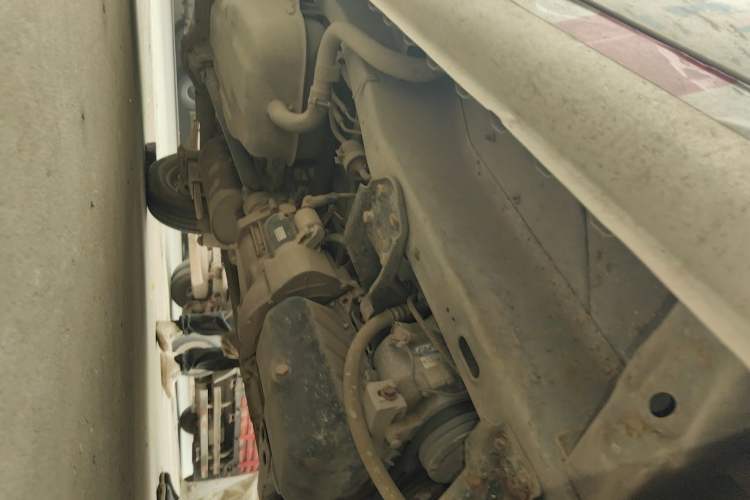 Used Wuling Rongguang 2014 1.2L S Standard Model Chassis Front Right