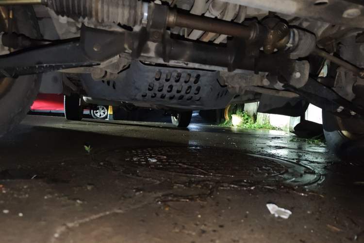Used Wuling Rongguang 2014 1.2L S Base Model Chassis Front