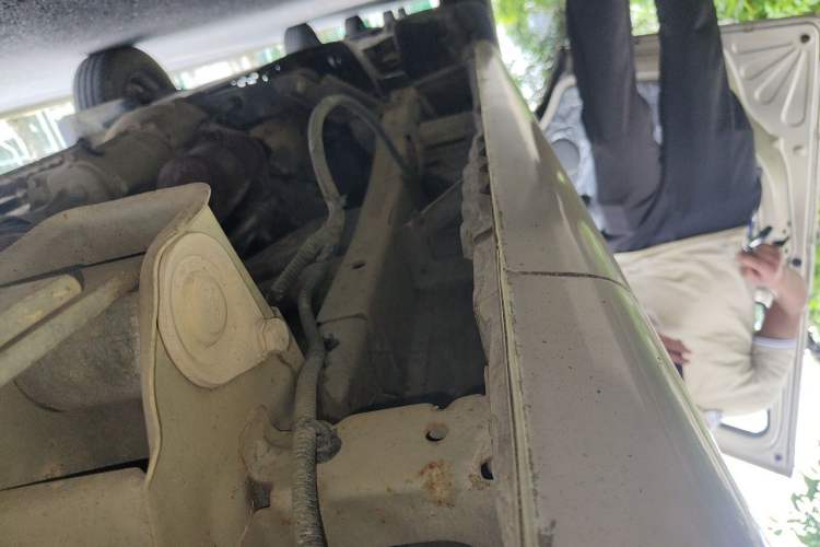 Used Wuling Rongguang 2014 1.2L S Base Model Chassis Rear Left