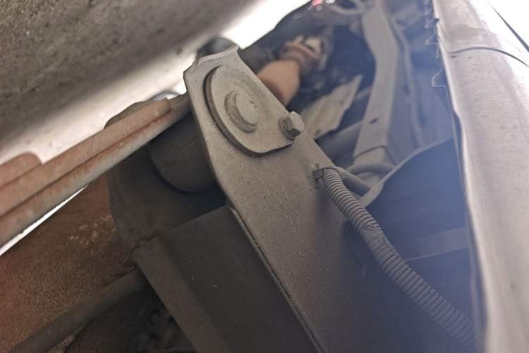 Used Wuling Rongguang 2014 1.2L S Base Model Chassis Rear Left