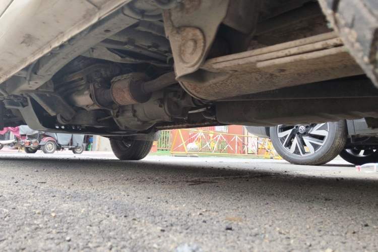 Used Wuling Rongguang 2014 1.2L S Base Model Chassis Rear Left