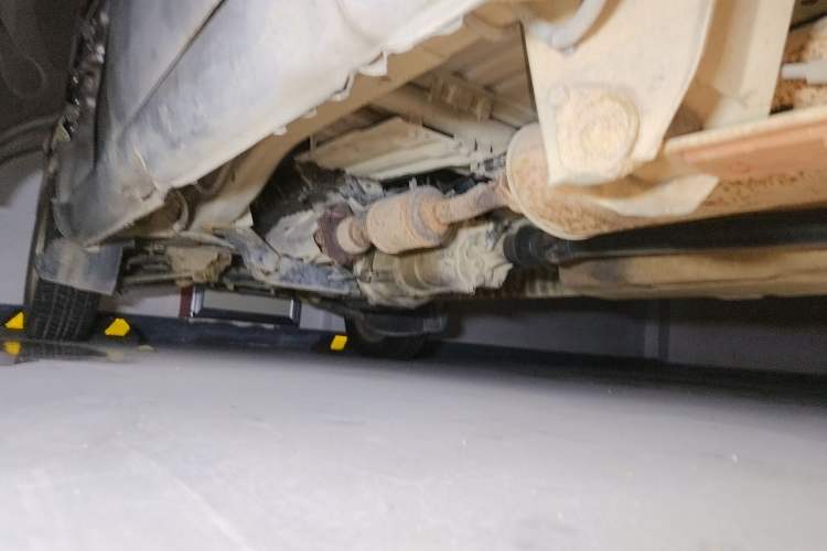 Used Wuling Rongguang 2014 1.2L S Base Model Chassis Rear Left