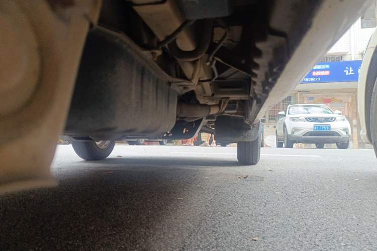 Used Wuling Rongguang 2014 1.2L S Base Model Chassis Rear Right