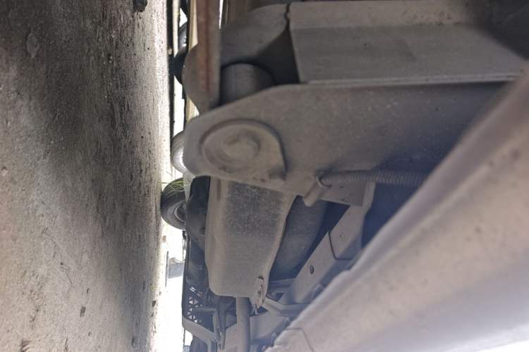Used Wuling Rongguang 2014 1.2L S Base Model Chassis Rear Right