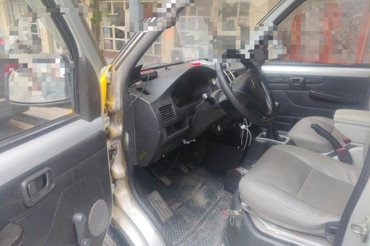 Used Wuling Rongguang 2014 1.2L S Base Model Driver Seat