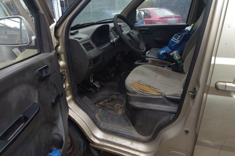 Used Wuling Rongguang 2014 1.5L S Standard Version Driver Seat