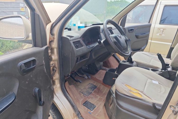 Used Wuling Rongguang 2014 1.2L S Base Model Driver Seat