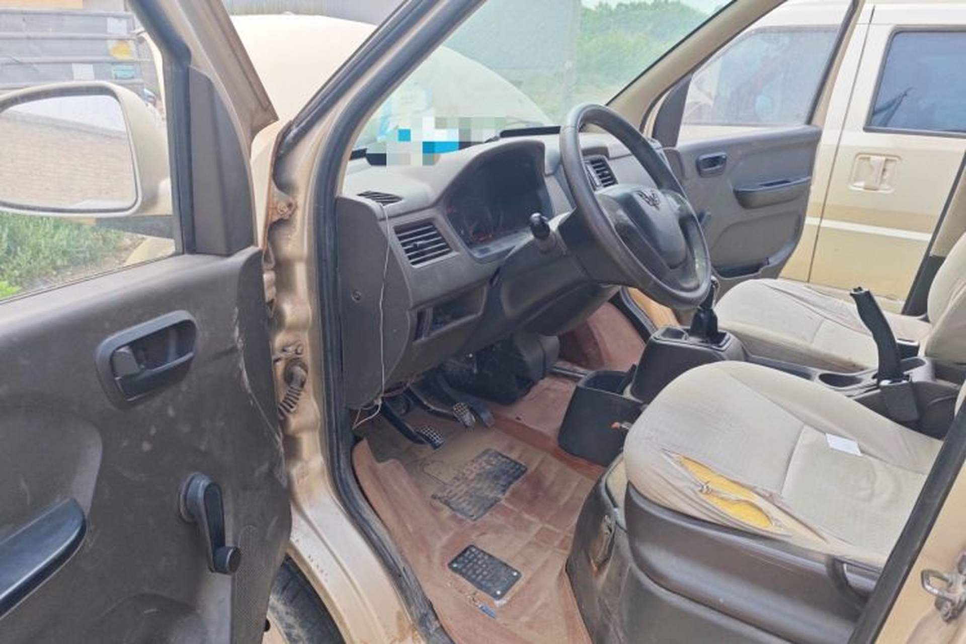 Used Wuling Rongguang 2014 1.2L S Base Model Driver Seat